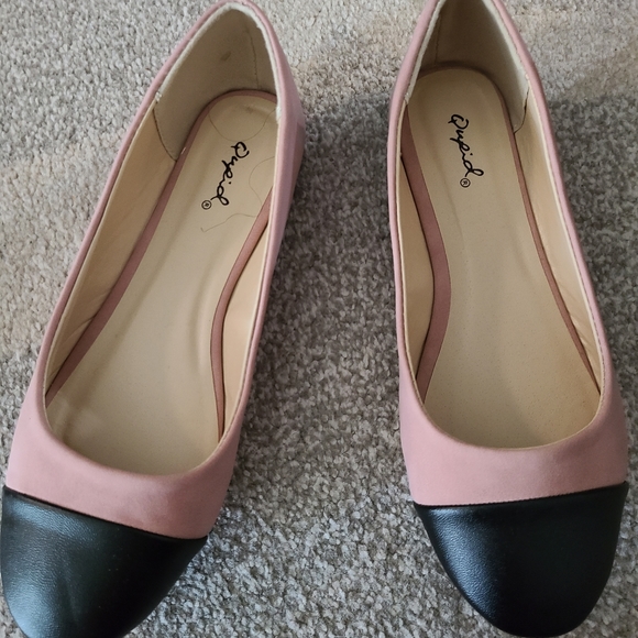 Bundle of Vintage Style Heels/Flats (EUC)! - Picture 12 of 13